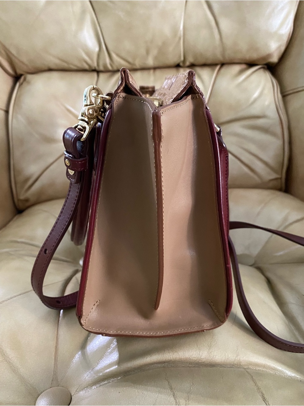 LKNW Brahmin Mini Priscilla Satchel Crossbody Tassel Charm Melbourne Wine/Beige - Picture 14 of 16